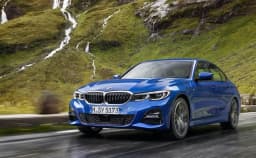 BMW 3シリーズ 320iなど40,464台がリコール。スタータのリレー内部への水浸入により、火災に至るおそれ